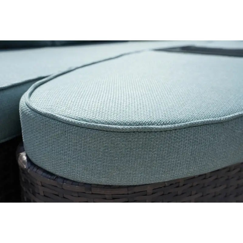 5-piece Patio Wicker Daybed Sectional Sofa Set with Side Table