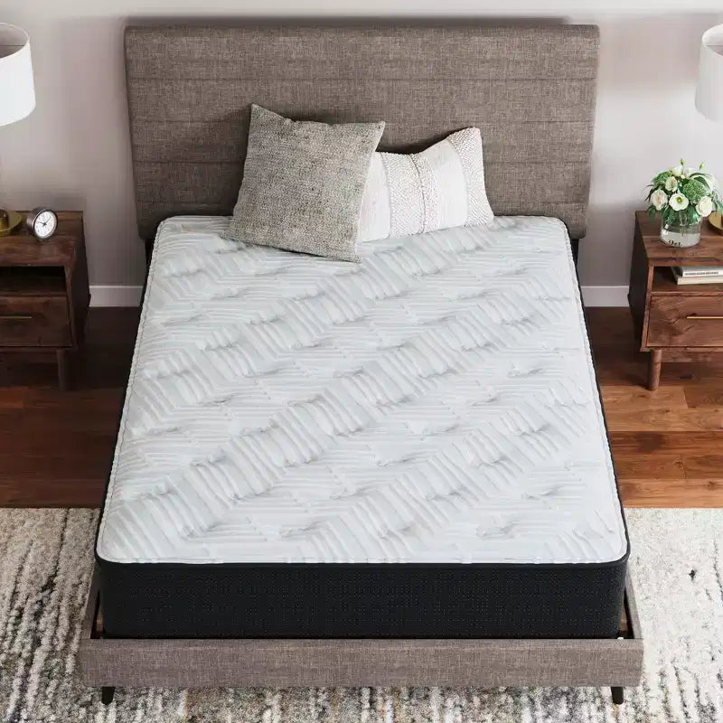 Signature Design by Ashley Palisades 14 Inch Plush Hybrid Mattress with Quick Response Memory Foam
